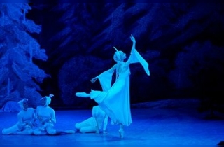 музыкальное представление "12 месяцев" Детский балет на музыку П.И.Чайковского